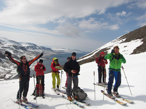 group-of-skiers