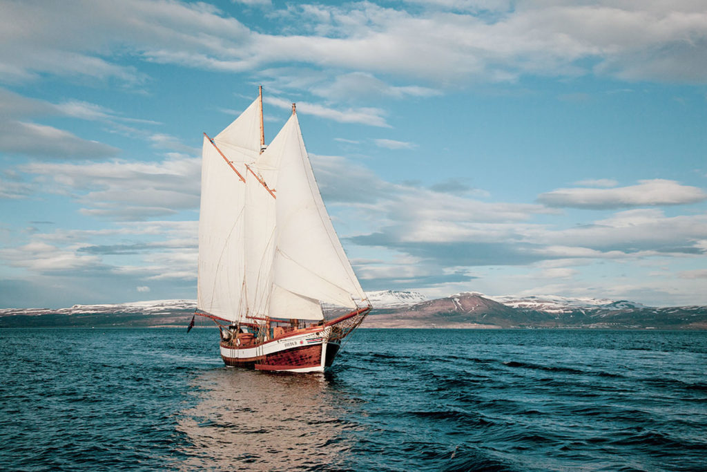 Schooner Hildur sailing towards Flatey